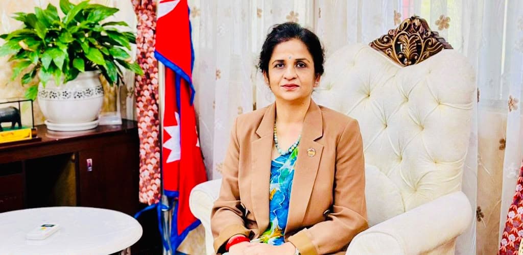 उद्योगीहरूलाई पाता फर्काउनुपर्ने विवादास्पद अभिव्यक्ति दिएकी मन्त्रीले आफै दिइन राजिनामा